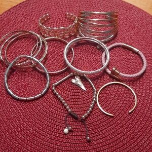 Womens bundle of goldtone bracelets